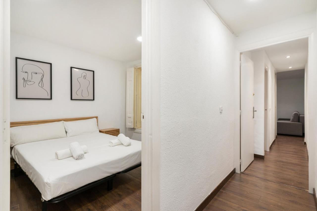 Apartamento En La Puerta Del Sol Apartman Madrid Kültér fotó