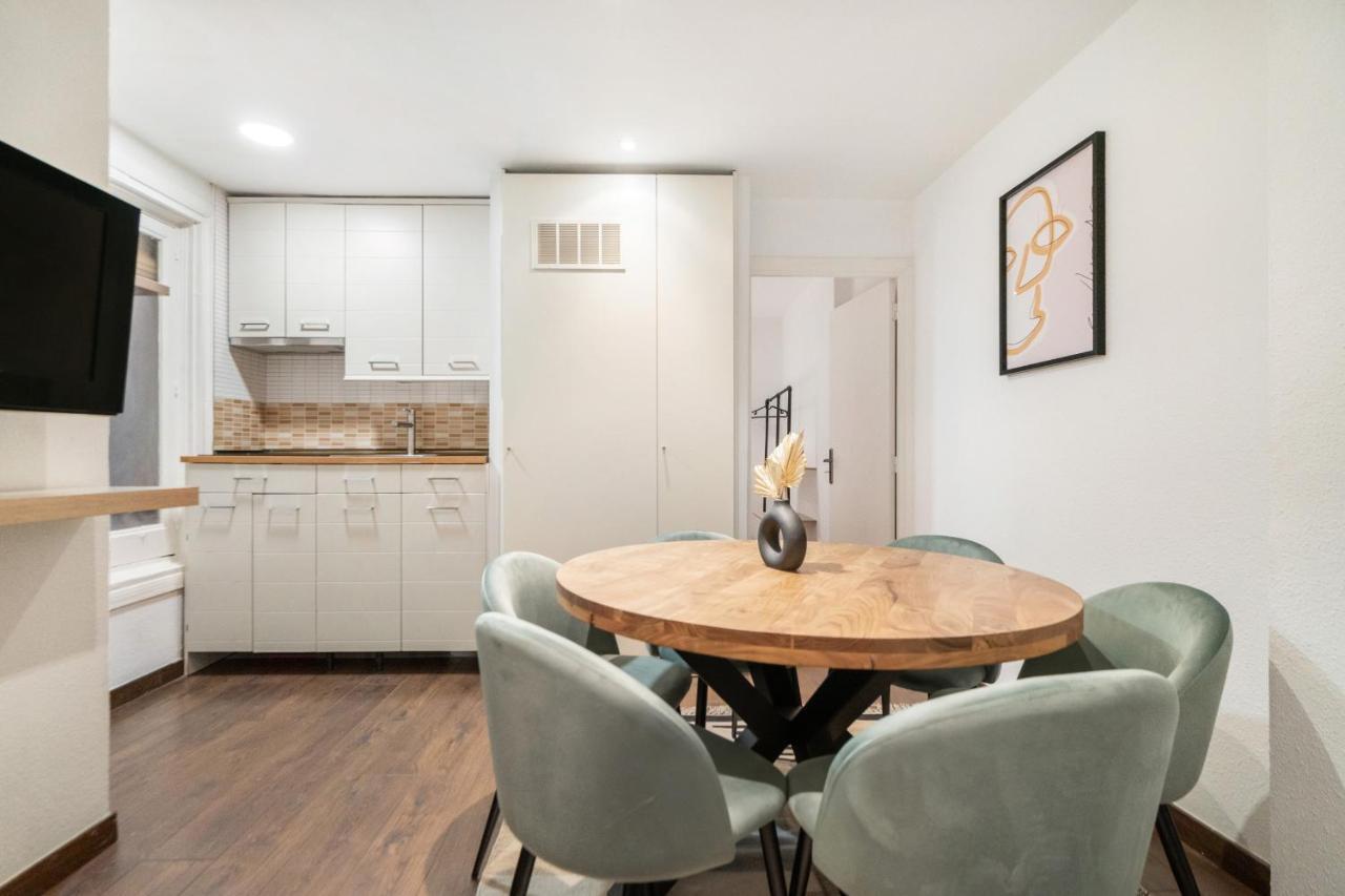 Apartamento En La Puerta Del Sol Apartman Madrid Kültér fotó