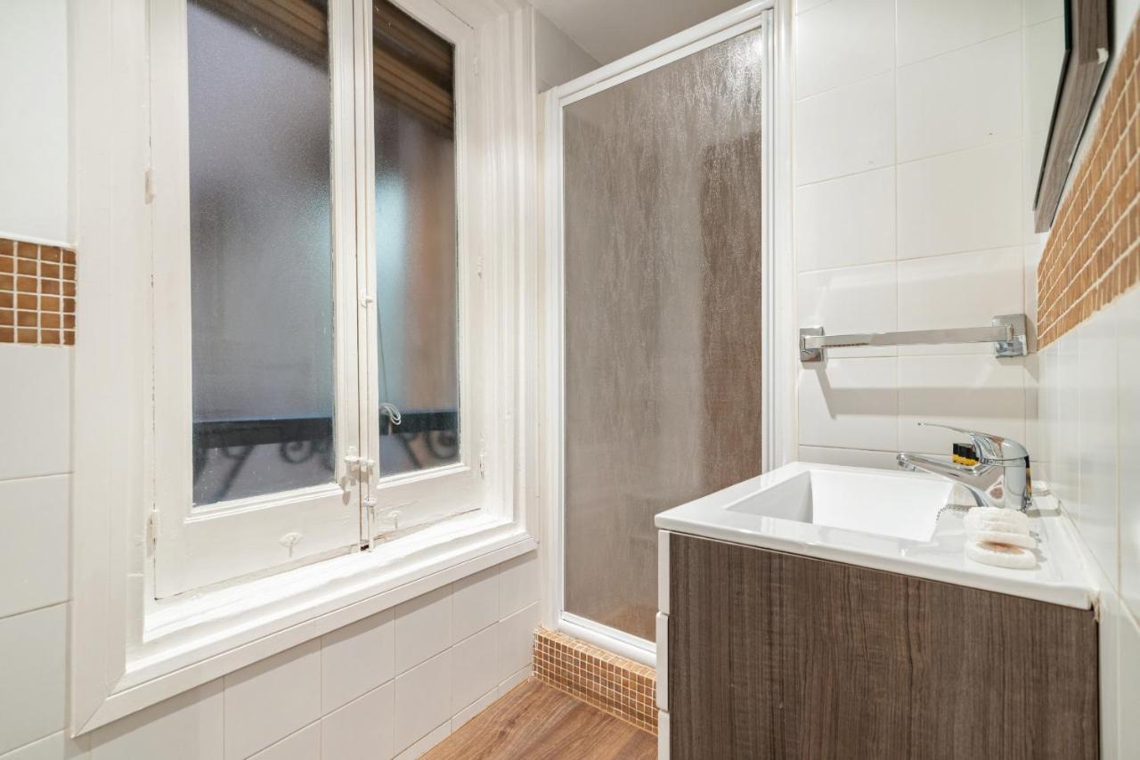 Apartamento En La Puerta Del Sol Apartman Madrid Kültér fotó