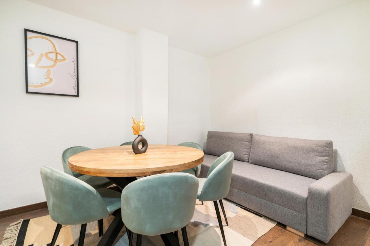 Apartamento En La Puerta Del Sol Apartman Madrid Kültér fotó